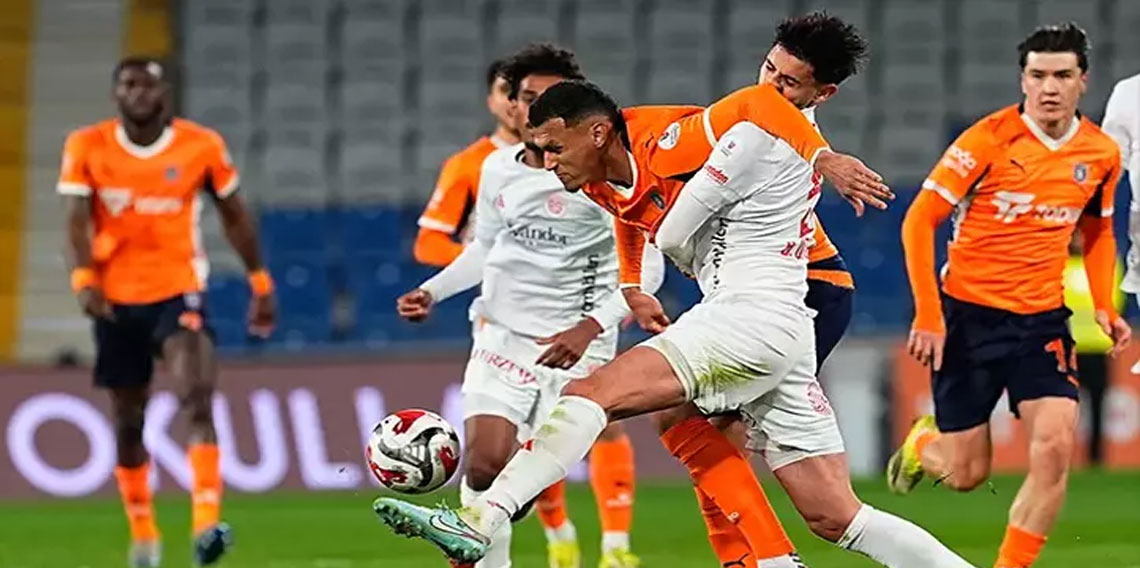 Başakşehir, Antalyaspor’a takıldı!
