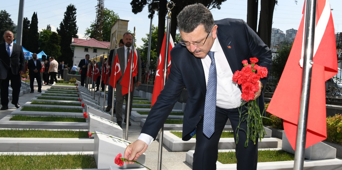 Başkan Genç: Bağımsızlık ve Vatan Sevgisinin En Güçlü Nişanesi
