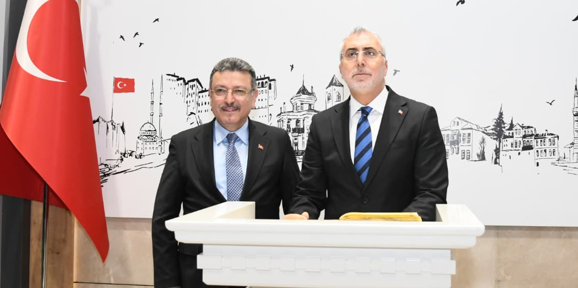 Bakan Işıkhan Işıkhan, Trabzon Büyükşehir Belediyesi’ne ziyaret