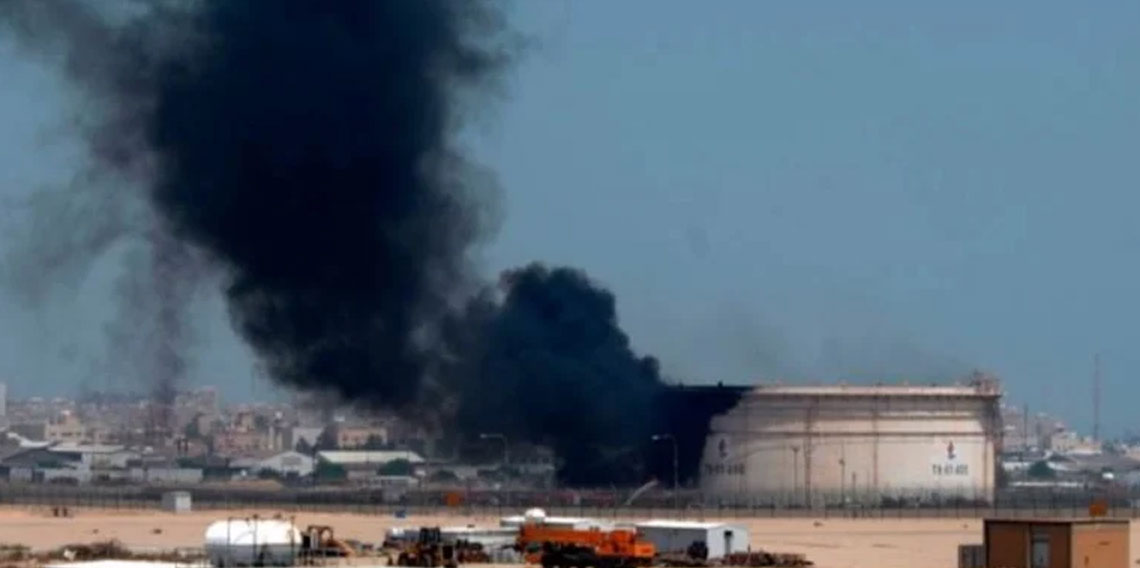 İran, Kuveyt'in Mina el-Ahmadi petrol rafinerisini İHA ile vurdu