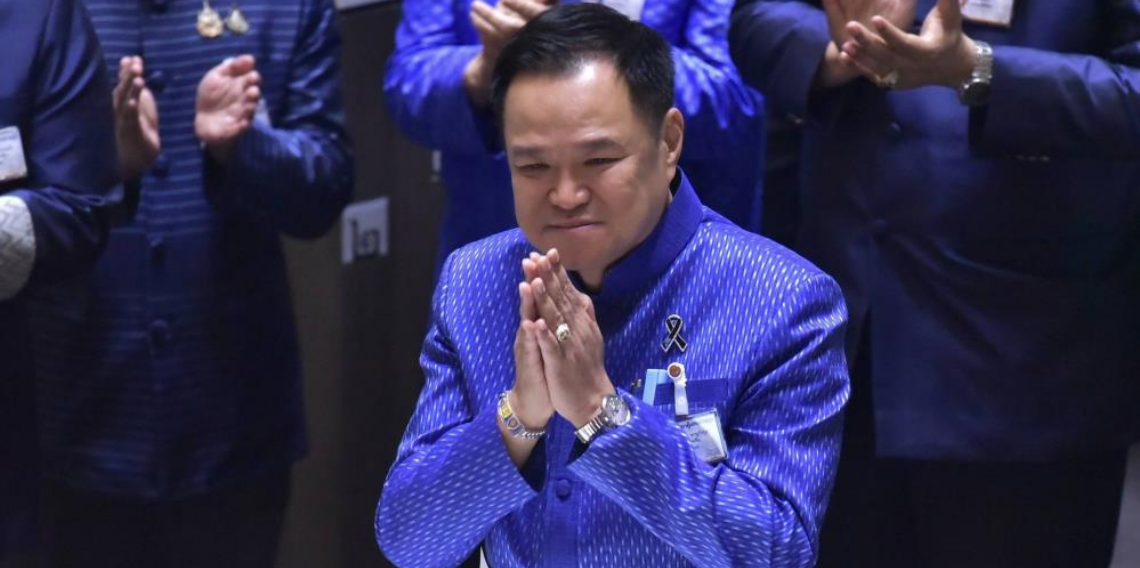 Tayland’da Anutin Charnvirakul yeniden başbakan seçildi