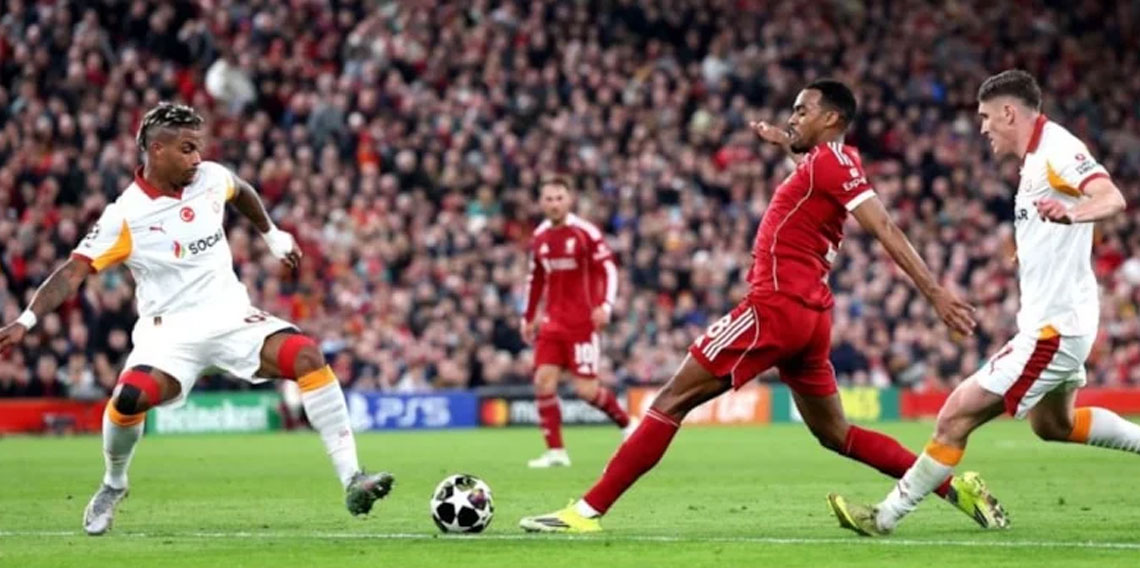 Galatasaray, 20 yıl sonra Liverpool'a yenildi