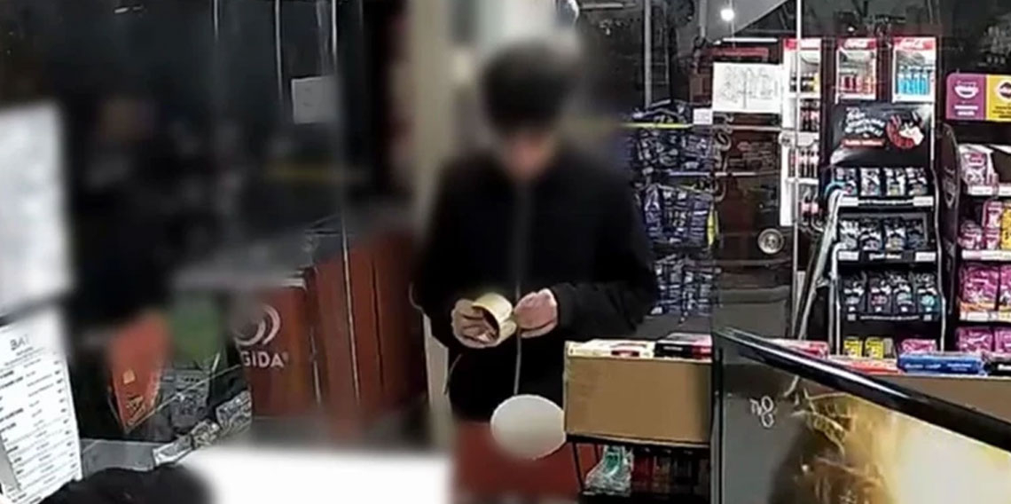 Doğum günü yalanıyla bantlı işkence!