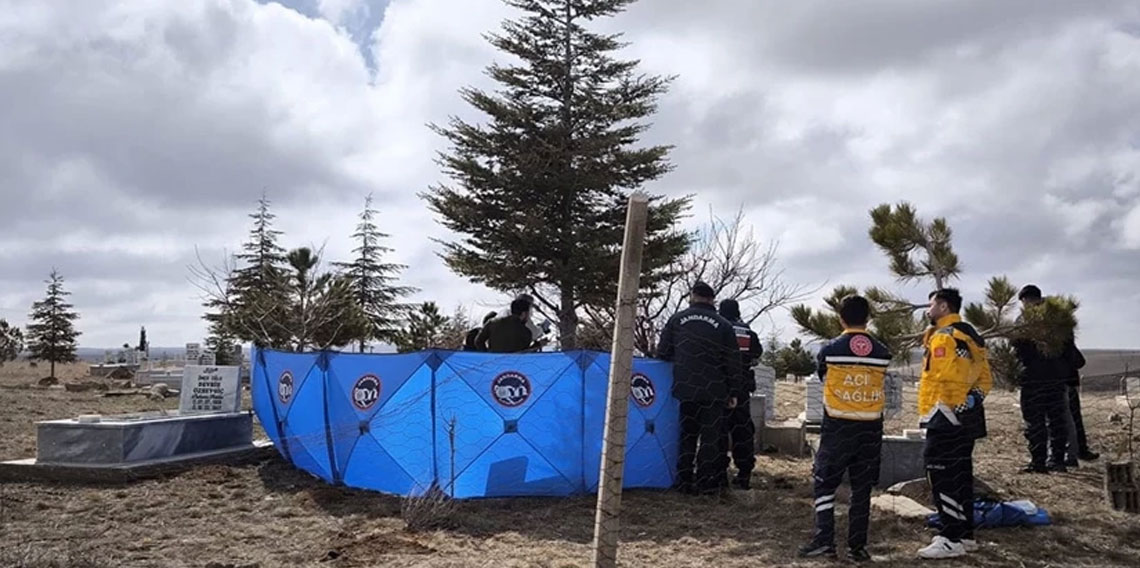 Boşanma aşamasındaki karısını öldürdü