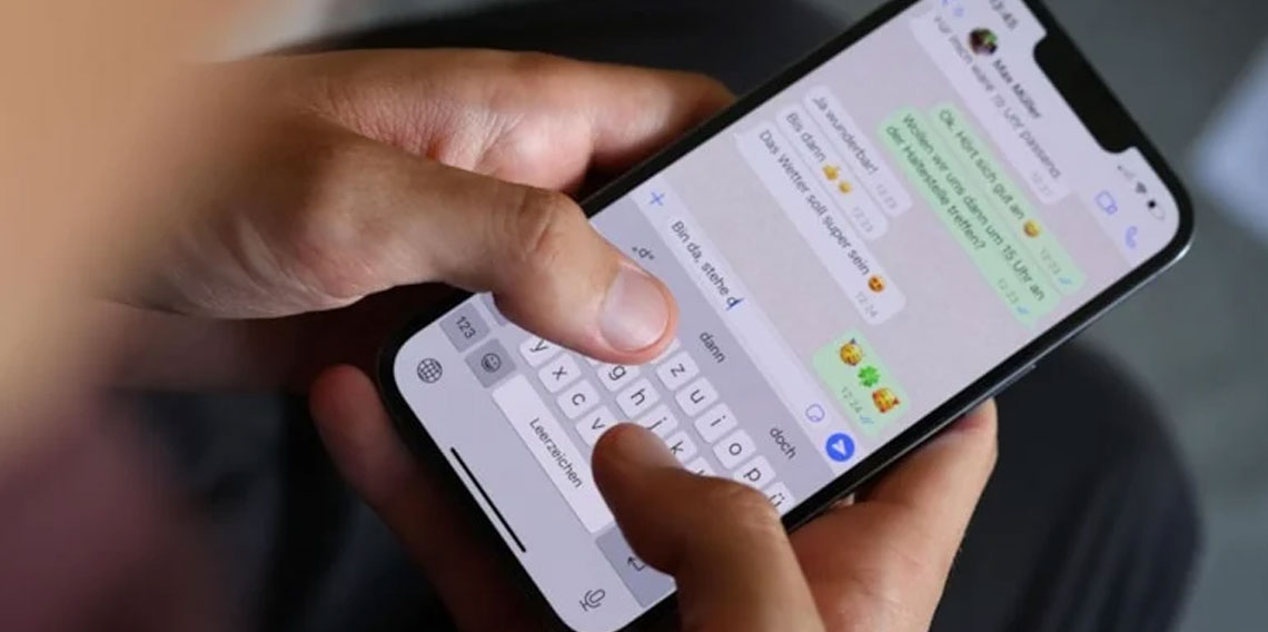 WhatsApp, iPhone'larda otomatik çeviri özelliğini test ediyor