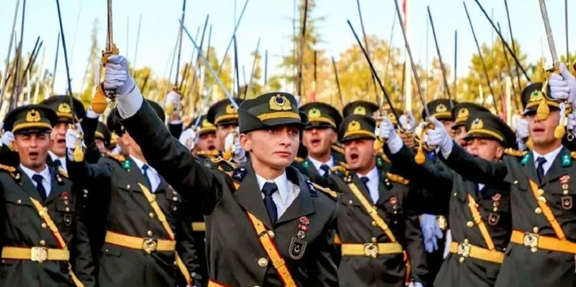 TSK'dan ihraç edilmişti: Teğmen Ebru Eroğlu'nun savunması ortaya çıktı