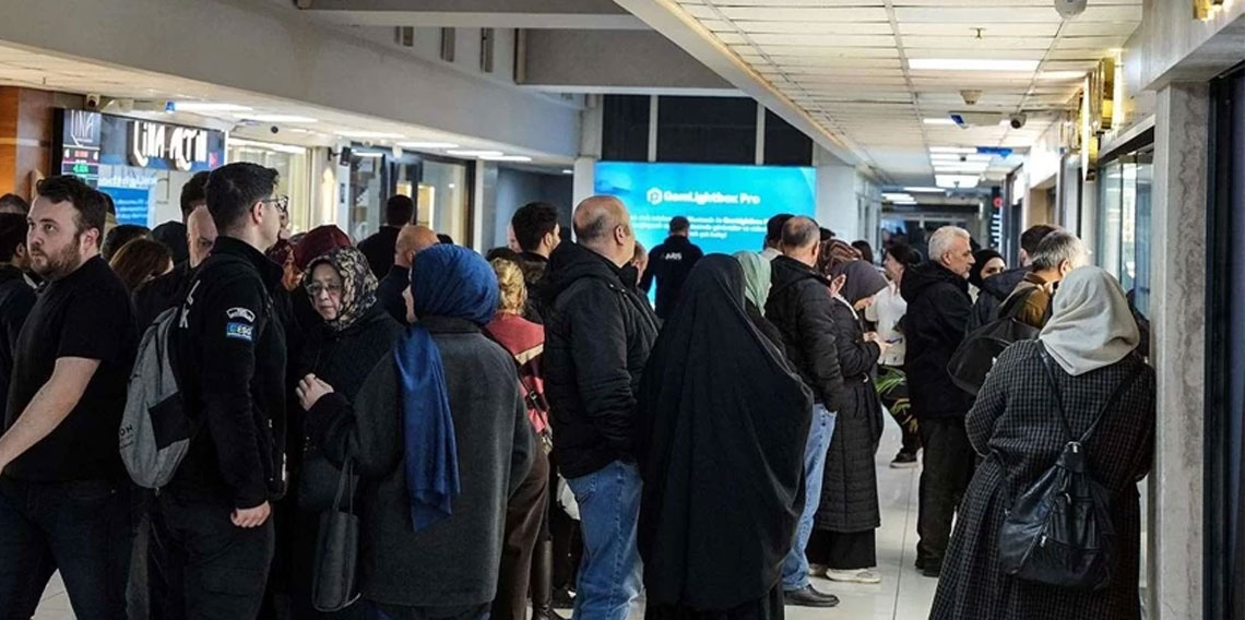 Altın düşünce oraya akın ettiler: Kuyumcukent'te 1 ve 5 gramlık altın bitti!