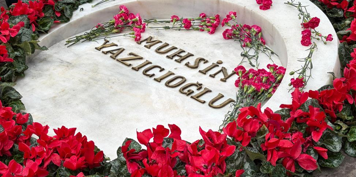 Muhsin Yazıcıoğlu, vefatının 17. yıldönümünde kabri başında anıldı
