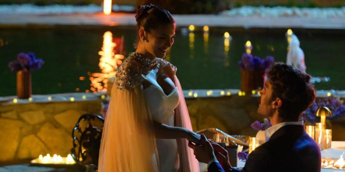 Halef: Köklerin Çağrısı’nda büyük sürpriz: Serhat’tan Yıldız’a romantik evlilik teklifi!