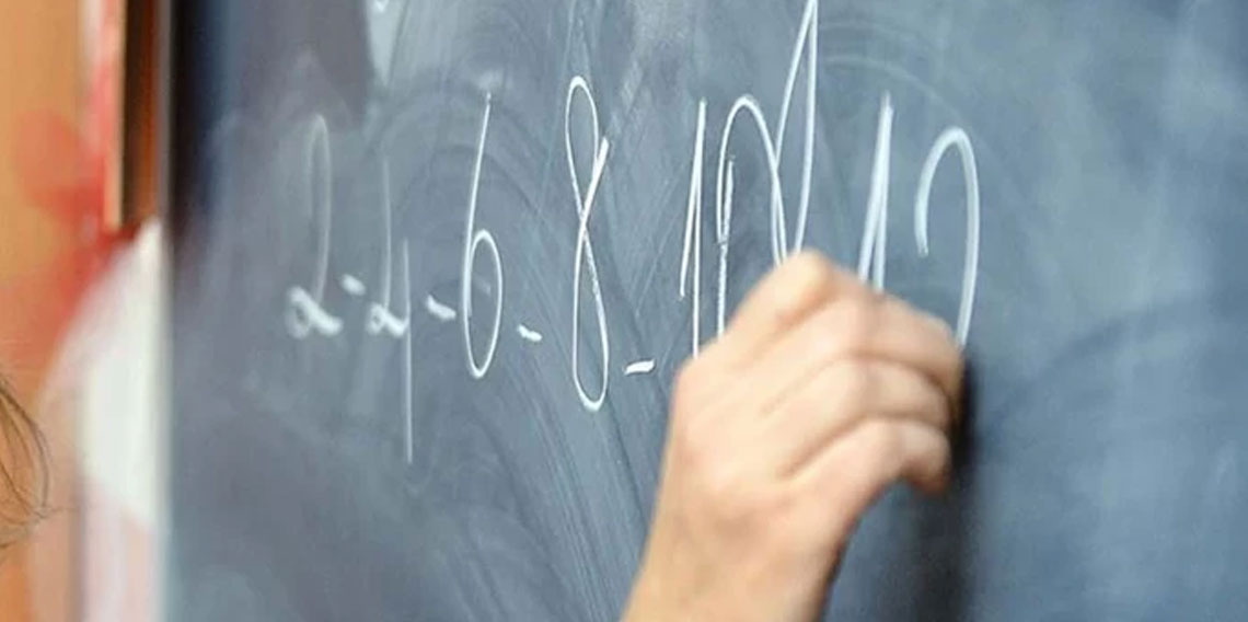 Milyonlarca öğretmen merakla bekliyordu: Takvim belli oldu