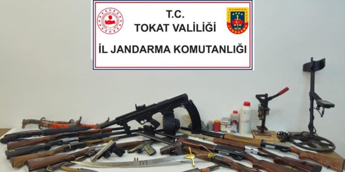 Tokat Yeşilyurt’ta Tarihi Eser ve Silah Kaçakçılığı Operasyonu