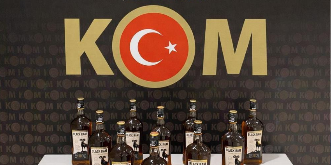 Bayburt’ta Sahte Alkol Operasyonu, 10 Litre Kaçak İçki Ele Geçirildi