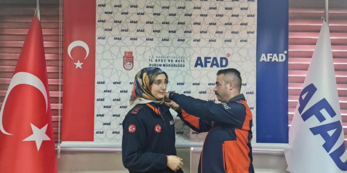 Bayburt AFAD’da Arama ve Kurtarma Personeline Rütbe Töreni