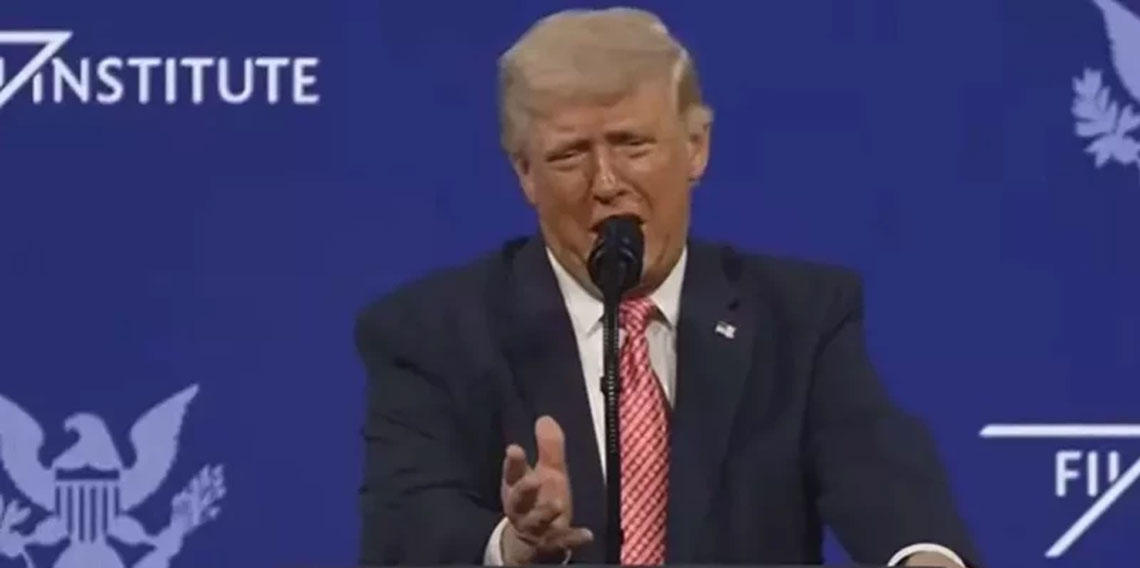 Hürmüz Boğazı'nı Trump Boğazı diye adlandırdı!