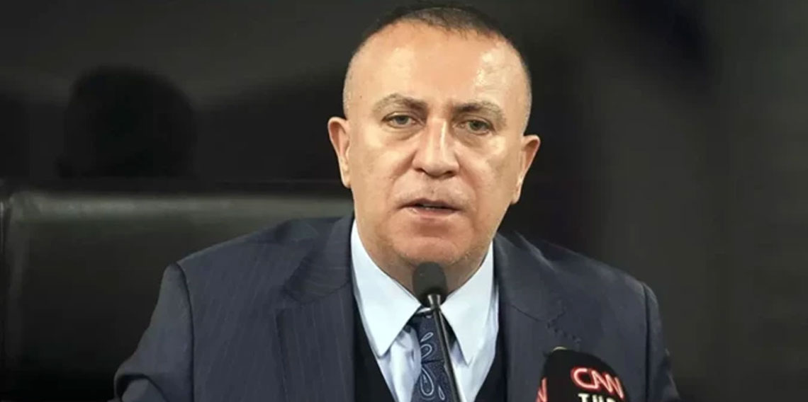 MHP'de İzzet Ulvi Yönter depremi! Genel Başkan Yardımcılığını bıraktı