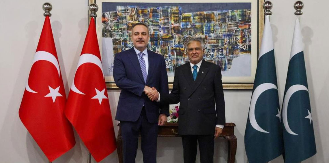 Dışişleri Bakanı Fidan, Pakistanlı mevkidaşı Dar ile görüştü