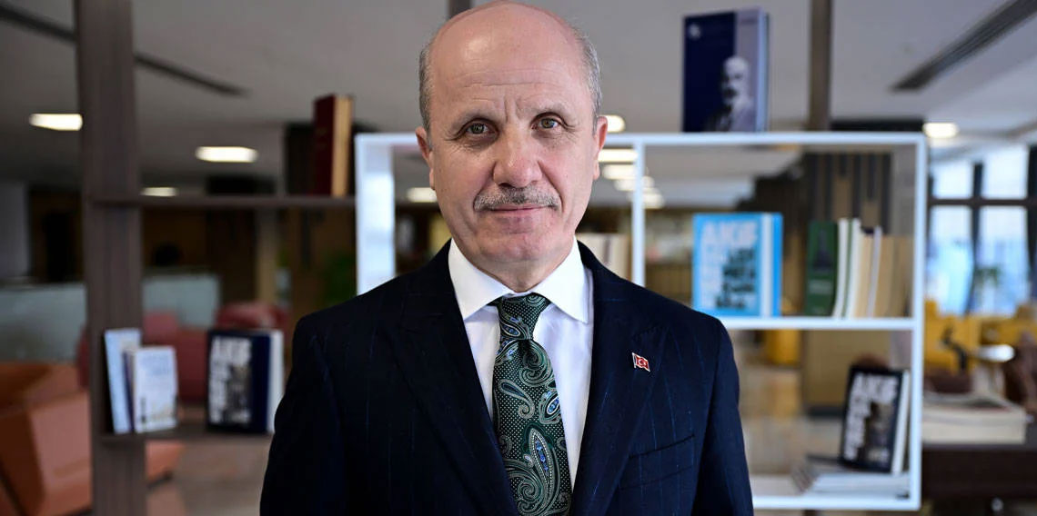 YÖK Başkanı'ndan, üniversitenin 3 yılda bitirilebilmesine ilişkin uygulama hakkında açıklama