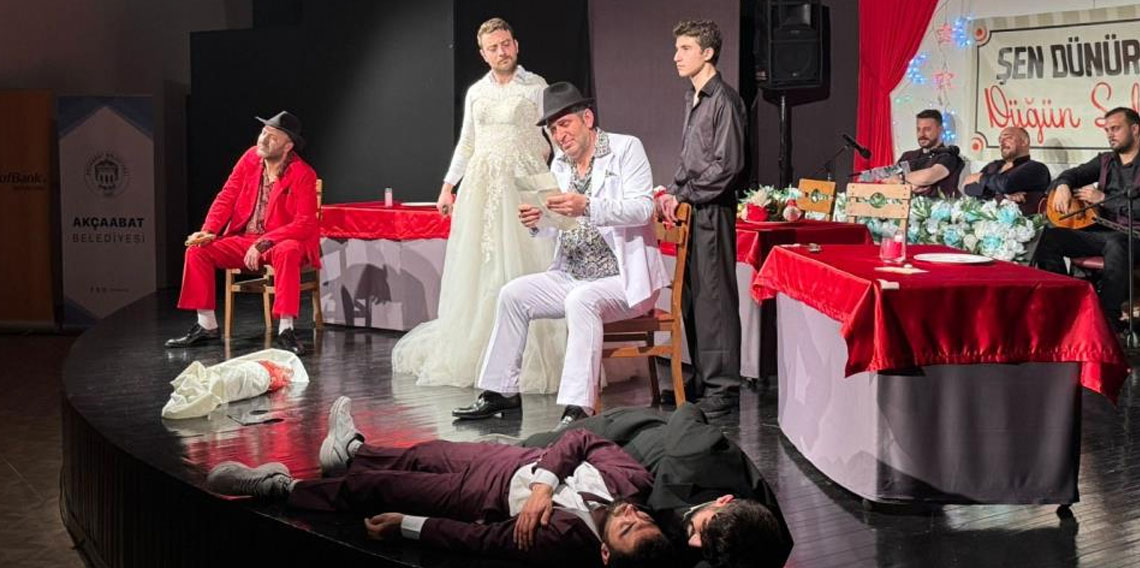 13. Uluslararası Erol Günaydın Tiyatro Günleri son erdi