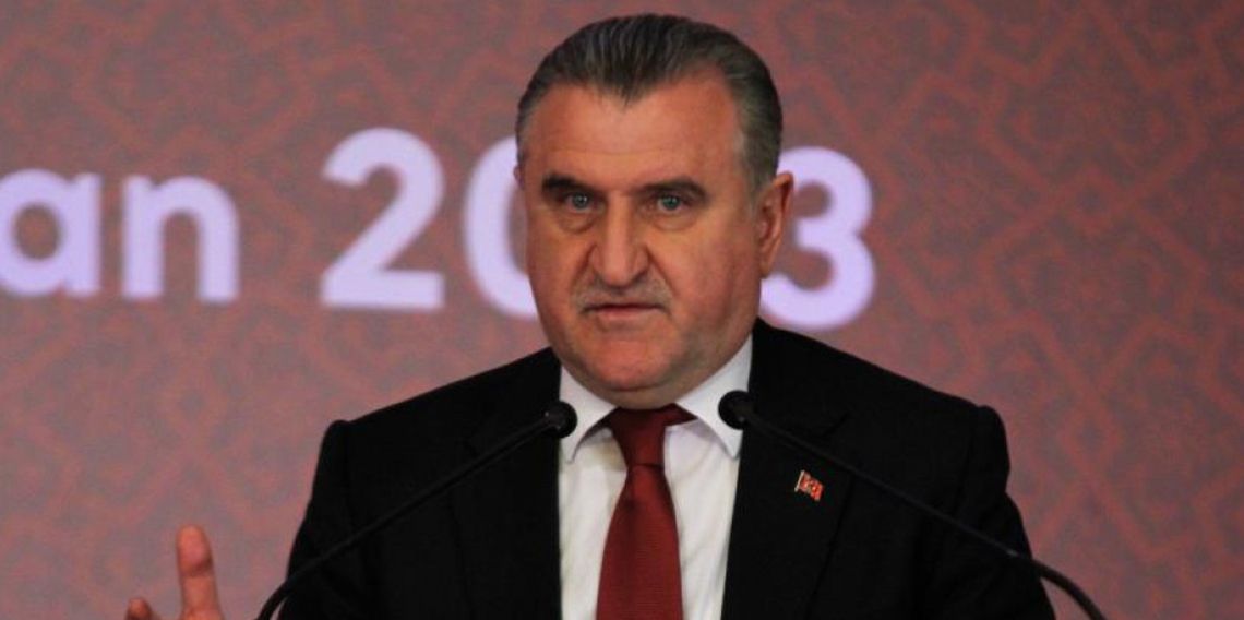 Bakan Bak’tan A Milli Takımı’na tebrik mesajı