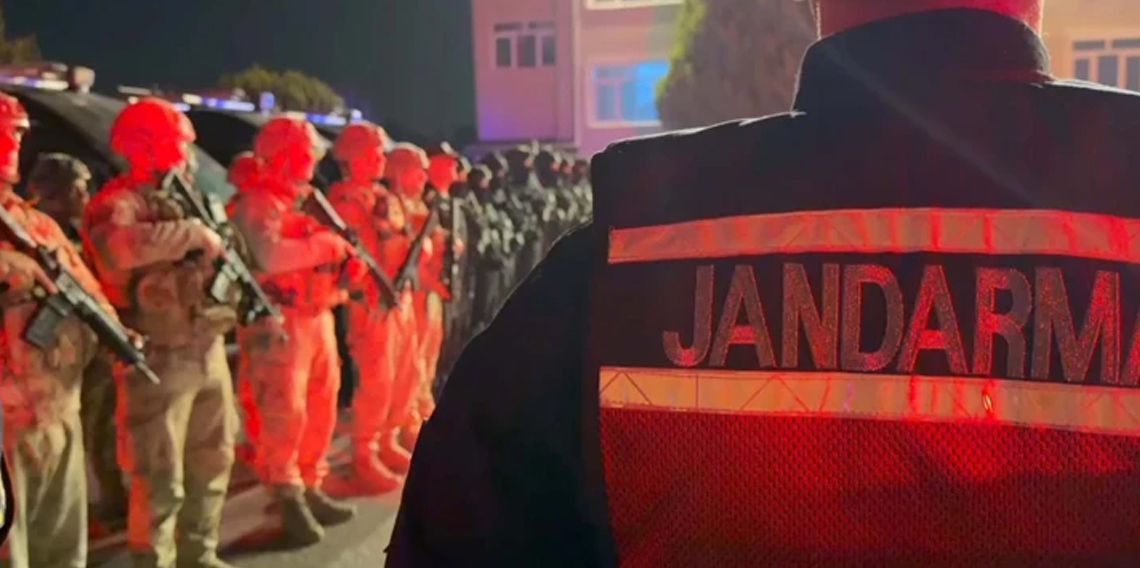 İzmir merkezli DEAŞ operasyonu: 9 gözaltı