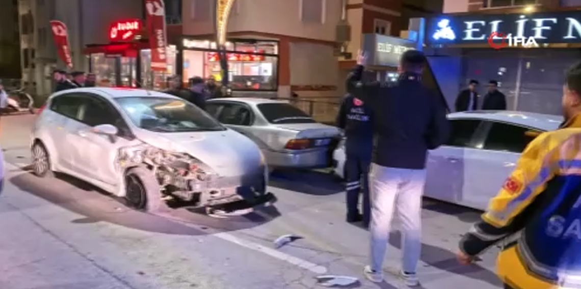 Alkollü halde direksiyona geçti, 3 araca birden çarptı