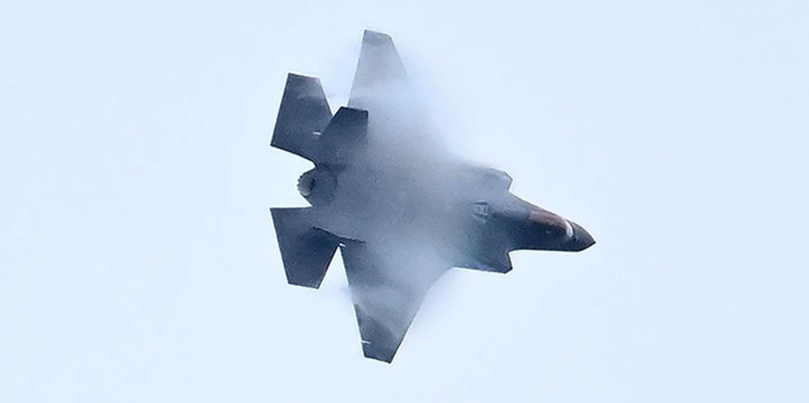 İran duyurdu! ABD'ye ait F-35 savaş uçağı düşürüldü