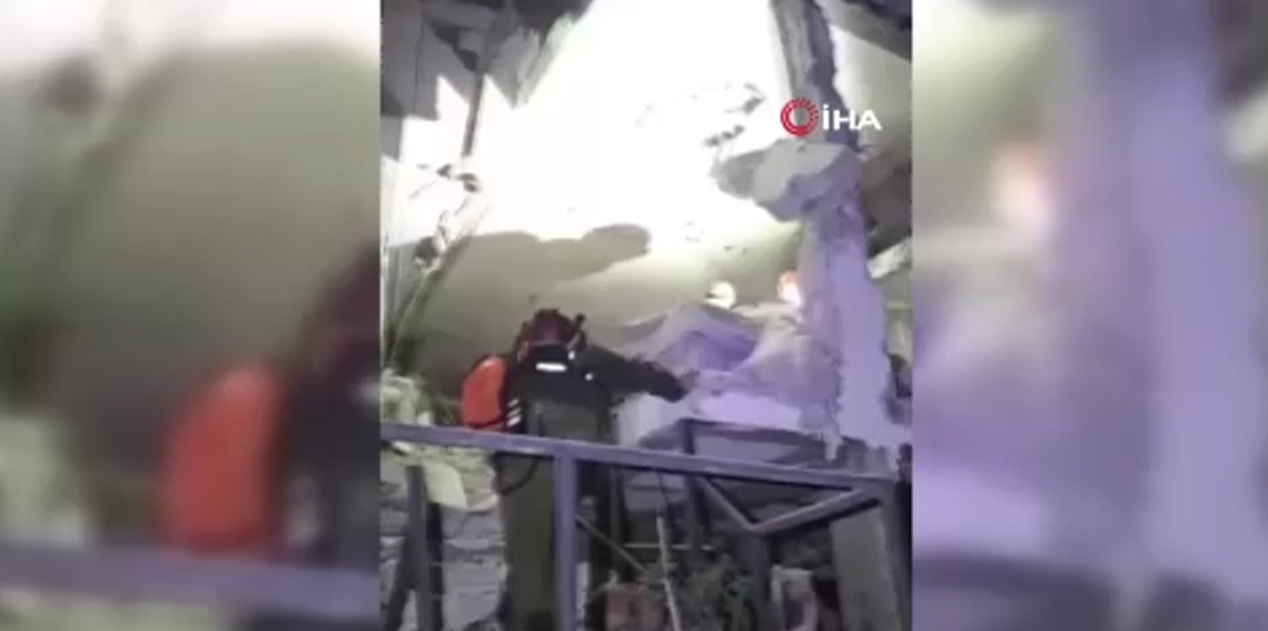 İran’ın İsrail’e gerçekleştirdiği son füze saldırıları, bir binada kısmi yıkıma yol açtı