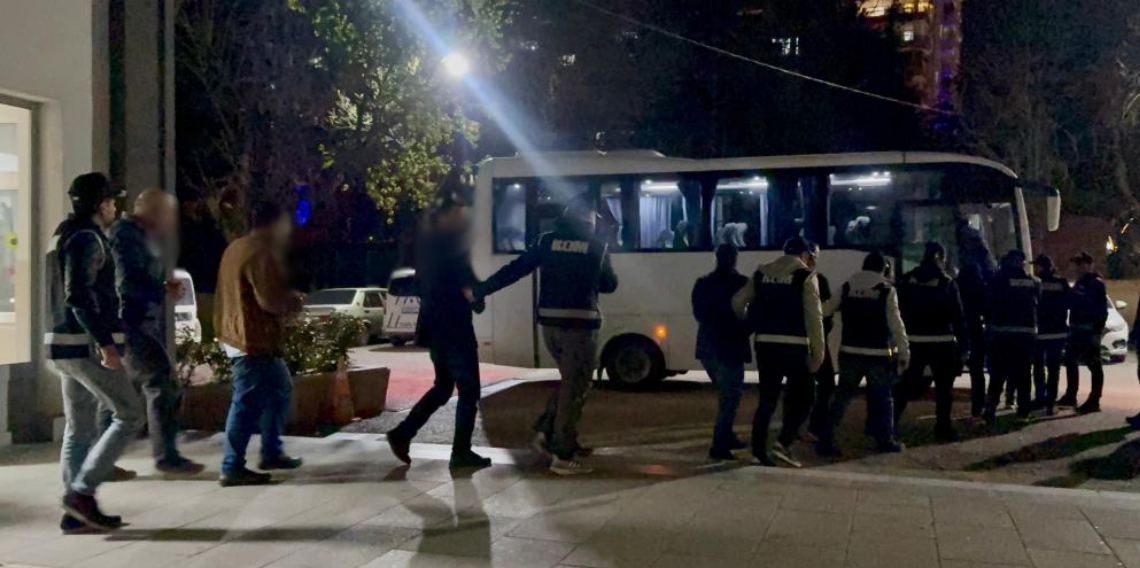 Tokat’ta Yapay Zekâlı “Joker Aday” Skandalı, Ehliyet Sınavında 14 Tutuklama