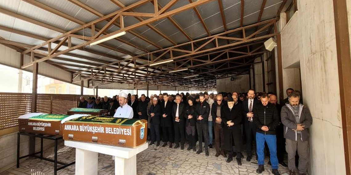 Ankara'daki otobüs kazasında hayatını kaybeden 4 kişi son yolculuğuna uğurlandı