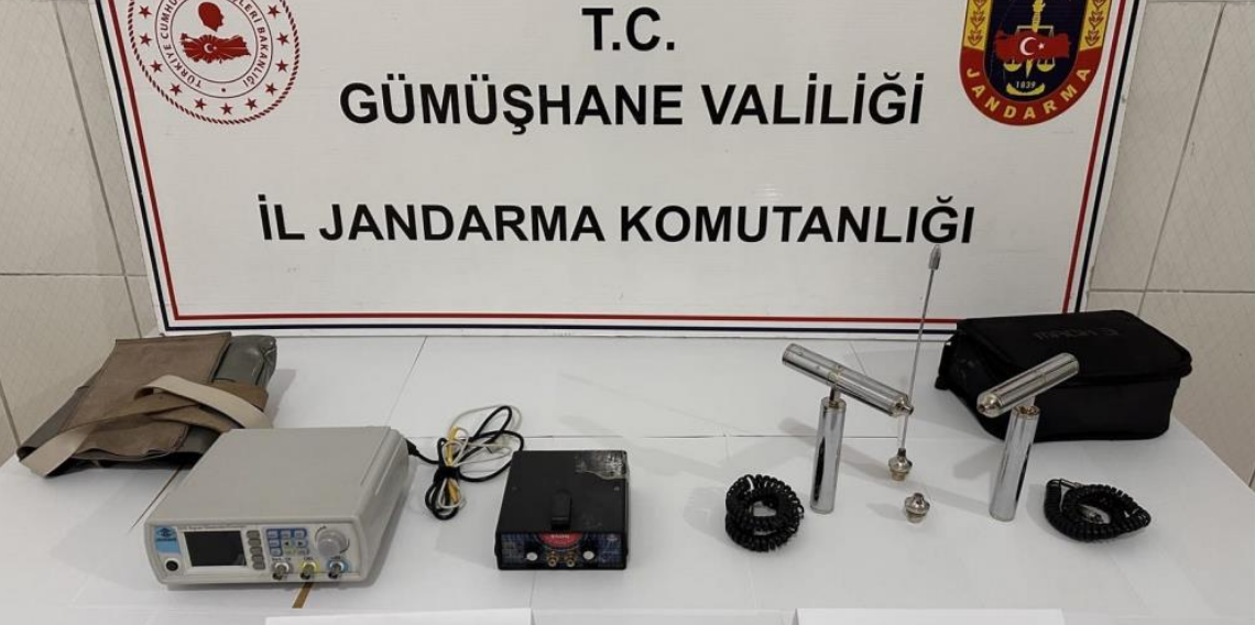 Gümüşhane’de Kaçak Kazı Operasyonu, 2 Kişi Suçüstü Yakalandı