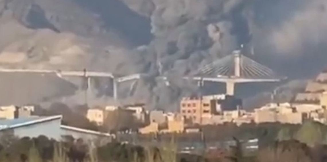 ABD ve İsrail, İran’da demiryolu hatları ve köprüleri hedef aldı