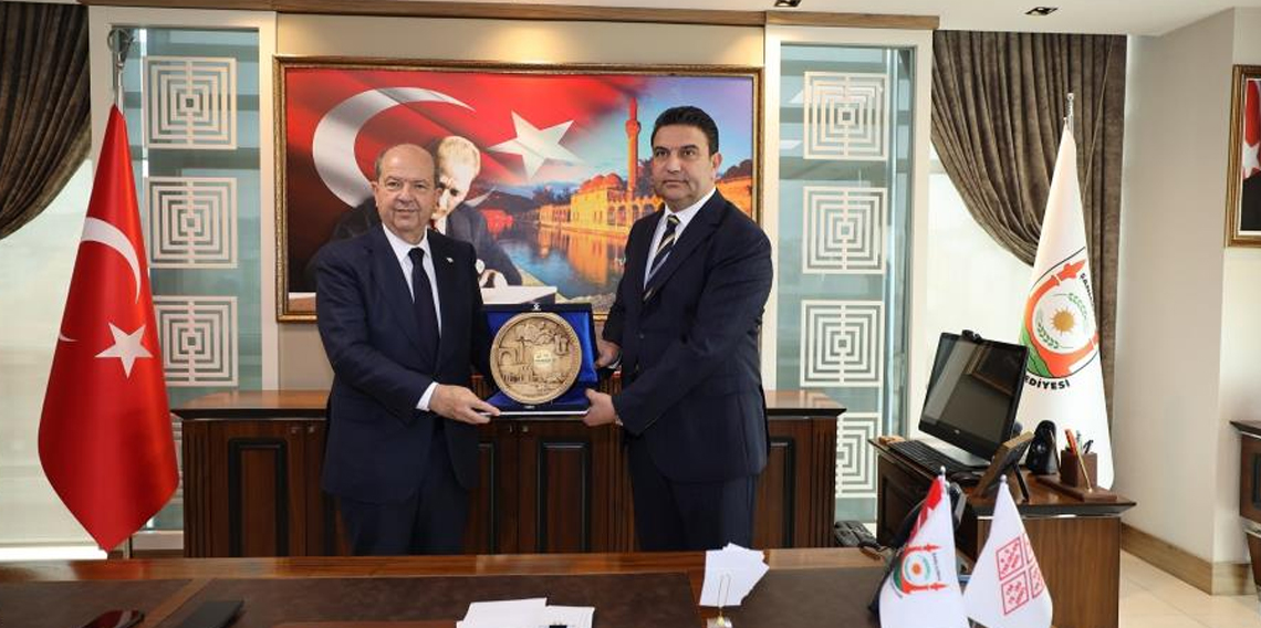 KKTC eski Cumhurbaşkanı Tatar Şanlıurfa'da