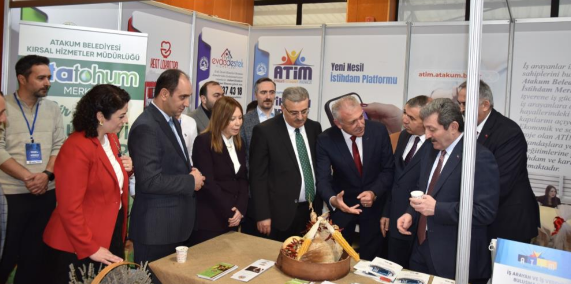 Atakum'dan gençlerin kariyer planlarına destek