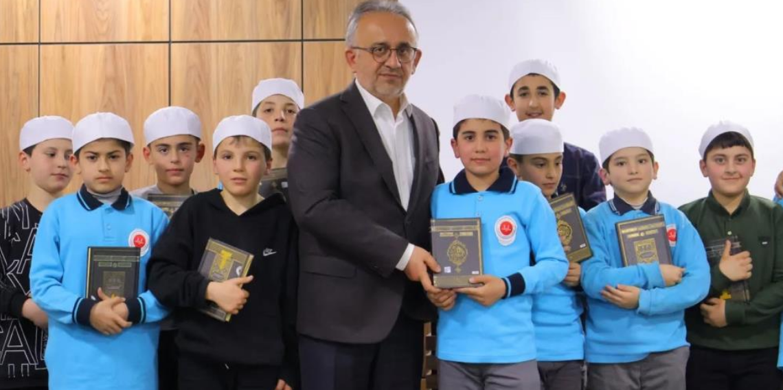 Bayburt’ta Öğrencilere “Hafızlık” Anlatıldı: Manevi Değerlerin Önemi Vurgulandı