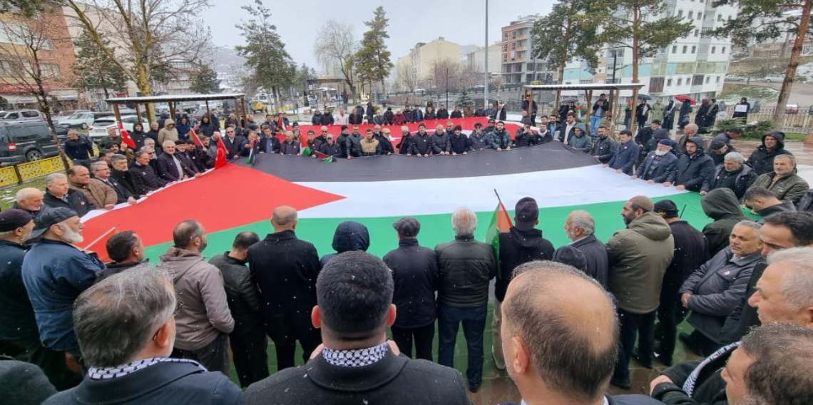 Bayburt’ta İsrail’in Filistin’e yönelik uygulamaları protesto edildi