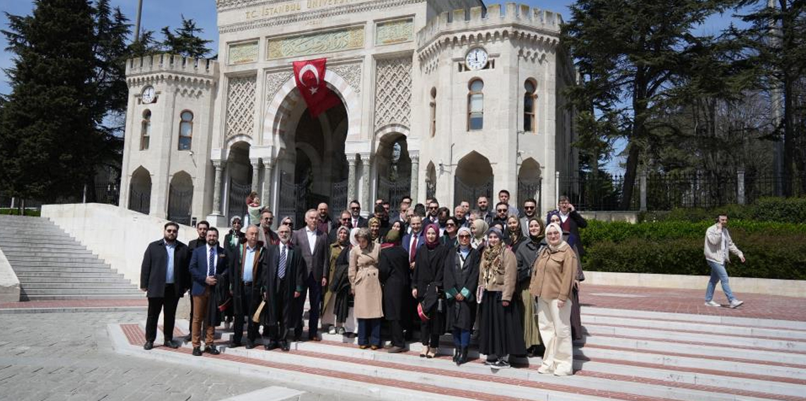 İstanbul'da hukukçular İsrail'in 