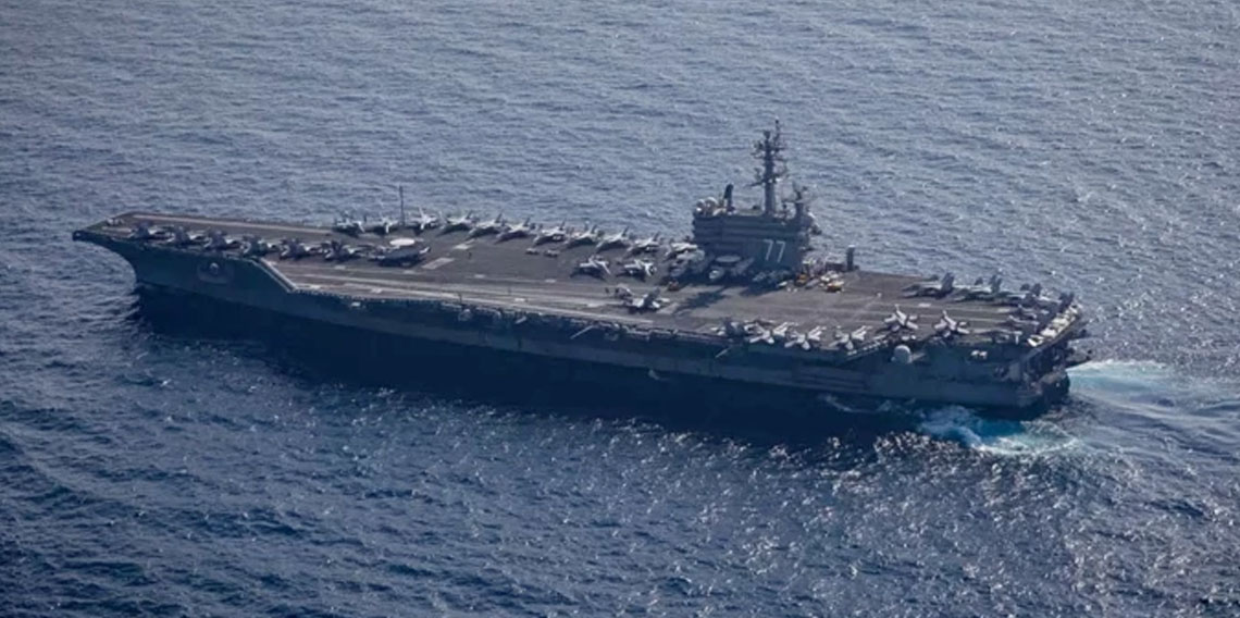 ABD uçak gemisi saldırıdan korktu rotayı değiştirdi!