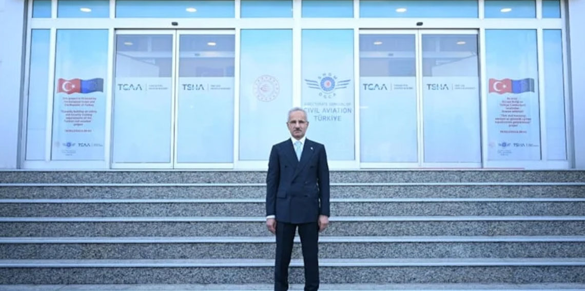 Abdulkadir Uraloğlu: Pilotluk sınavları 6 ildeki 12 merkezde yapılacak