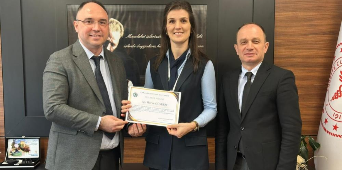 Küçük çocuğun hayatını sekreter kurtardı