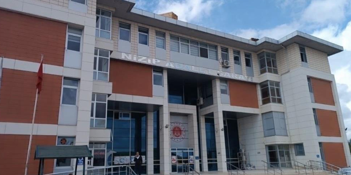 6 yaşındaki çocuğu bıçakla yaralayan hademe tahliye oldu