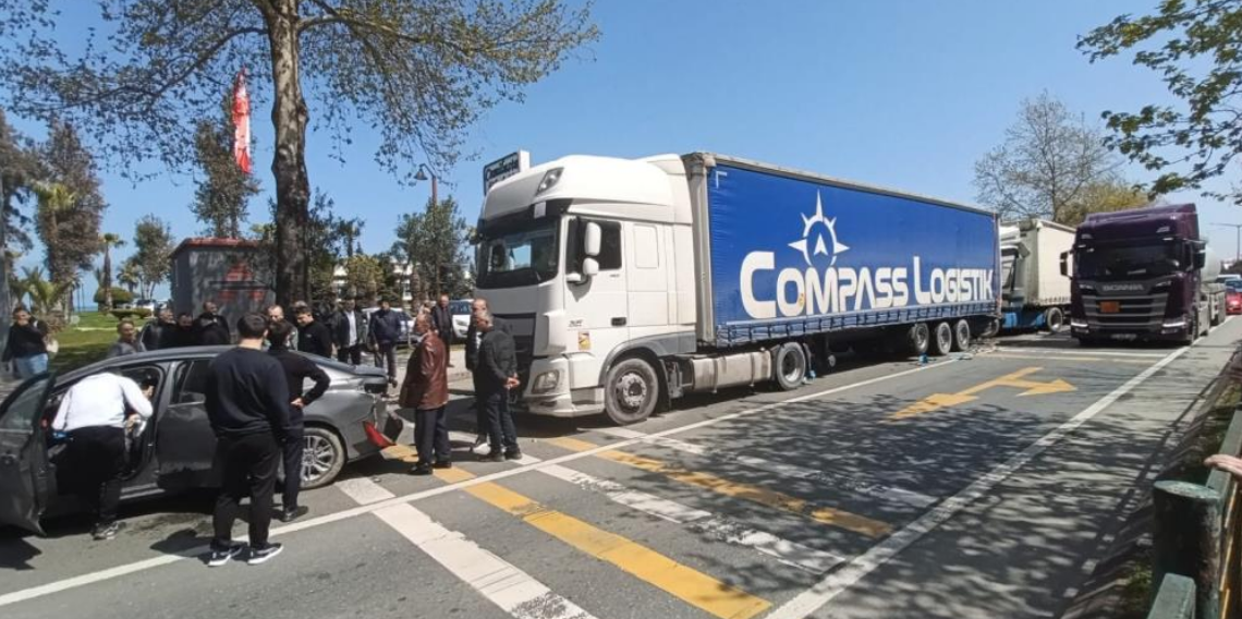 Trabzon’da Zincirleme Kaza: Akçaabat Işıklarında Facia Ucuz Atlatıldı