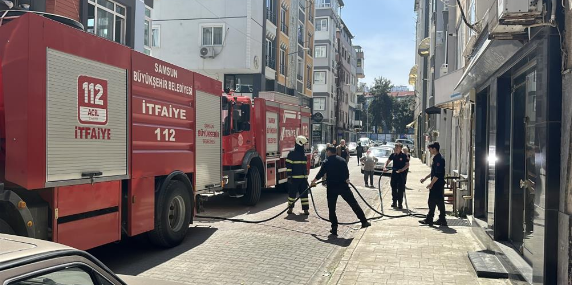Samsun’da Balkon Yangını Paniği: Yanan Koltuk Korku Dolu Anlar Yaşattı