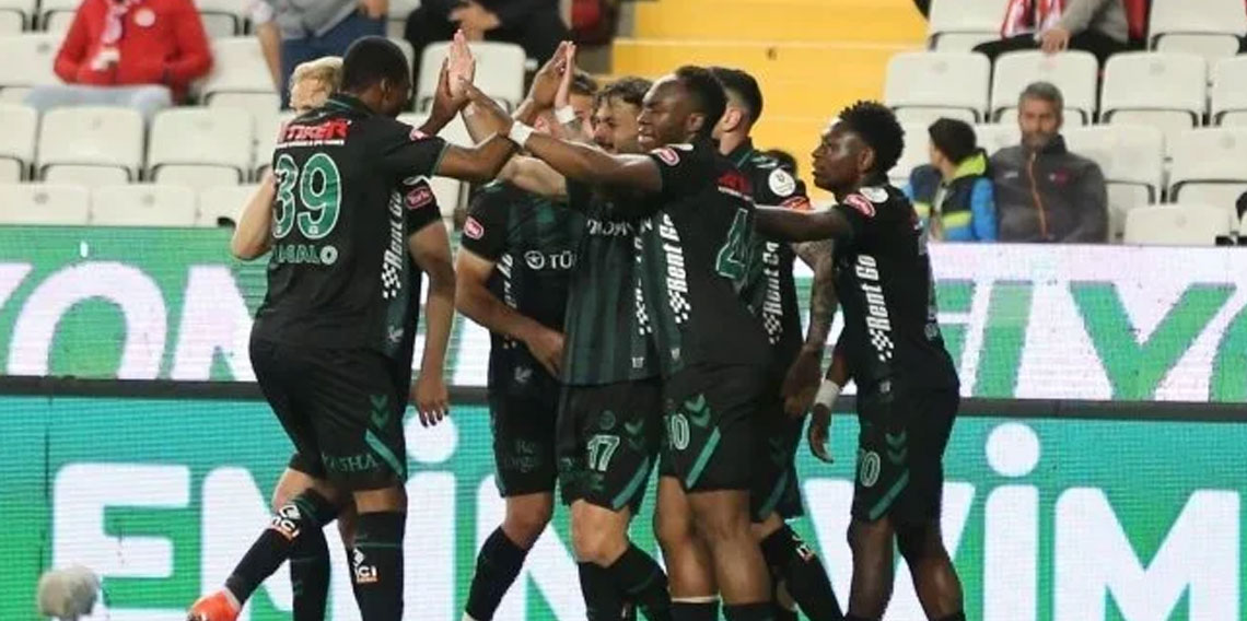 Konyaspor'da yükseliş devam ediyor!