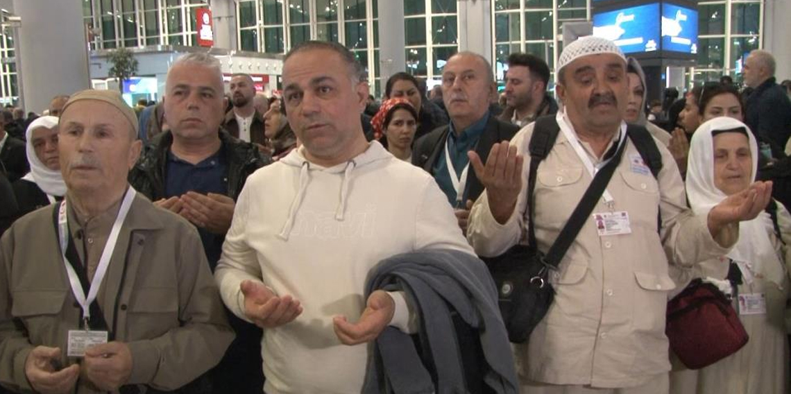 Yılın ilk hacı adayları İstanbul Havalimanı'ndan kutsal topraklara uğurlandı