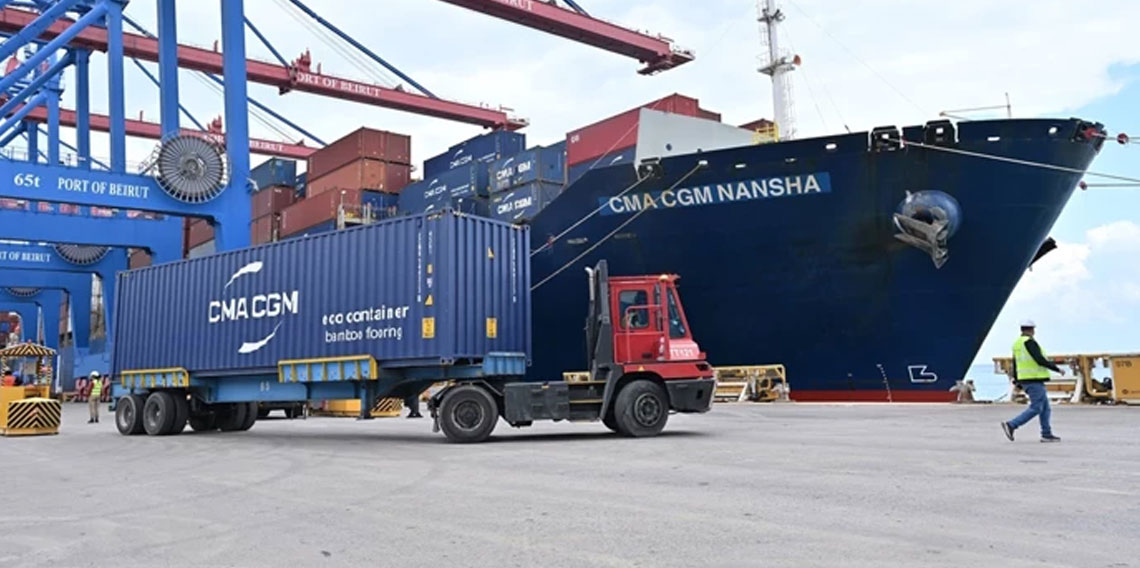 Türkiye'den Lübnan'a 38 konteynerlik insani yardım