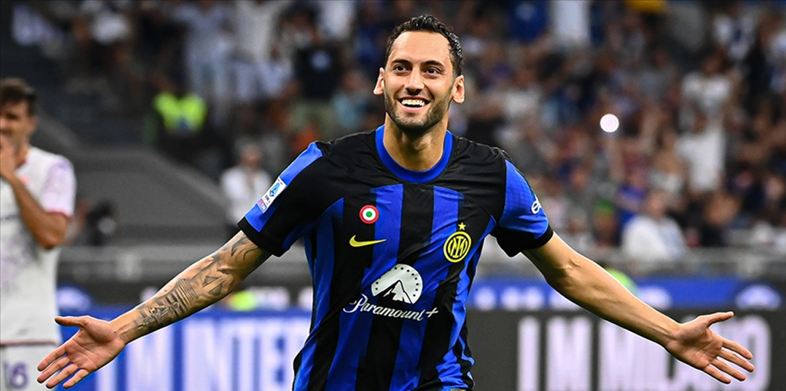 Hakan Çalhanoğlu, Inter'i finale taşıdı