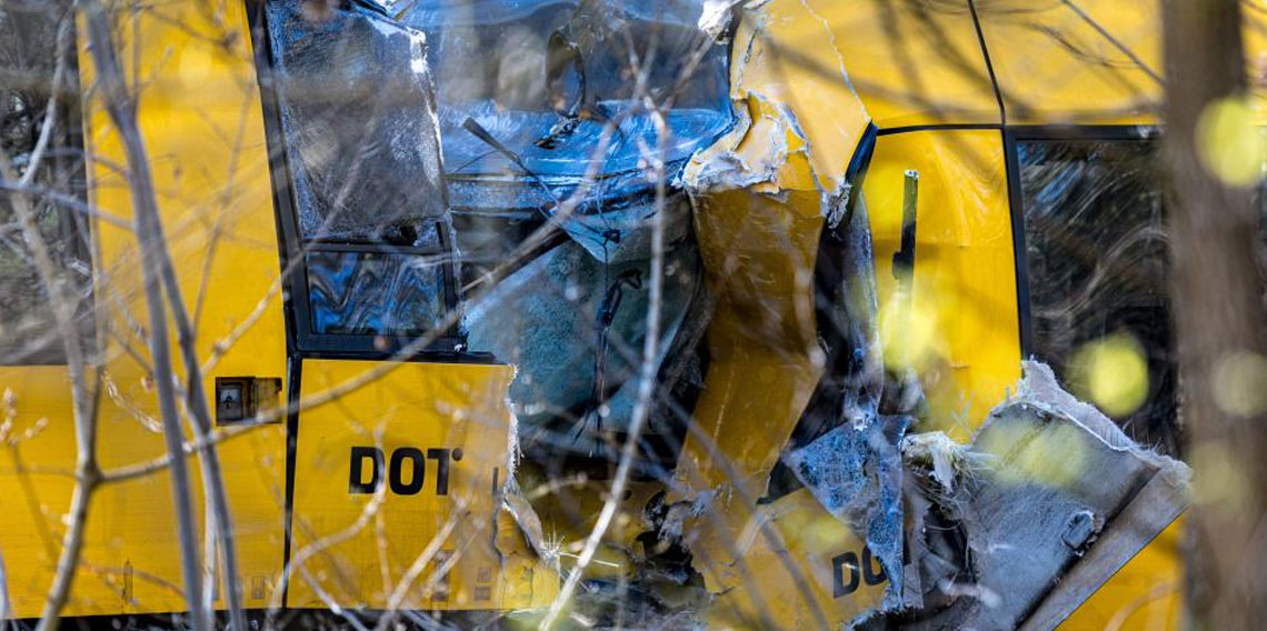 Danimarka'da iki tren çarpıştı: 4'ü ağır 17 yaralı