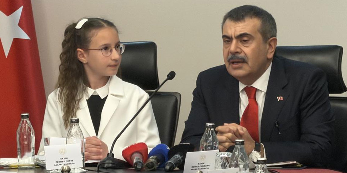 Milli Eğitim Bakanlığı’nda 23 Nisan’da anlamlı devir teslim