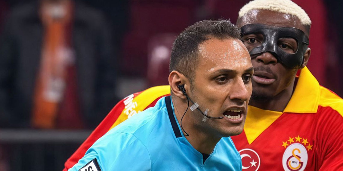 Victor Osimhen'den maç sonu hakeme büyük tepki!