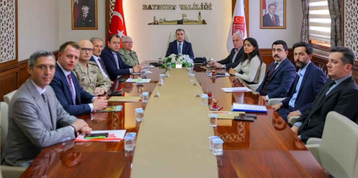 Bayburt’ta Okul Güvenliği Masaya Yatırıldı! Yeni Tedbirler Değerlendirildi